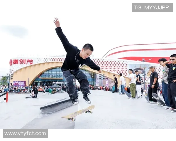 重庆极限运动队在滑板精英赛中的奋勇拼搏与突破之路