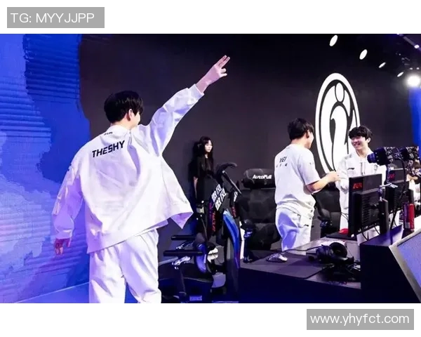 赛后复盘:IG与EDG的速度较量揭示了战术深度与团队默契 赛后复盘:IG与EDG的速度较量揭示了战术深度与团队默契