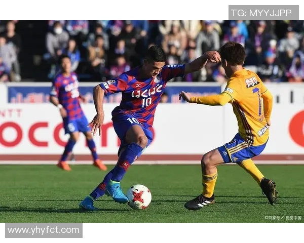 山形山神与德岛漩涡的激烈对决揭示足球战术的魅力与智慧