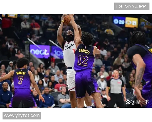 快船与公牛激战回放精彩瞬间重温NBA赛场对决魅力